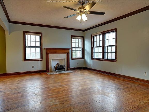 3rd image of 301 South St