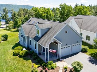 5559 Lakewood Trl, Canandaigua, NY 14424