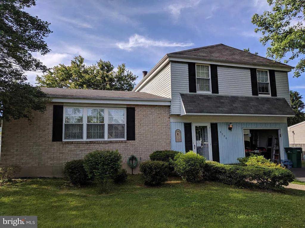 4740 Llanfair Pl photo 1