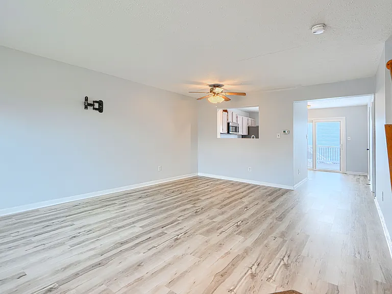 3907 Cutty Sark Rd — Photo 2