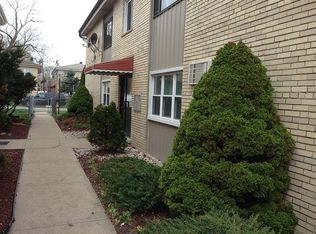 5301 S 73rd Ct APT 4, Summit, IL 60501