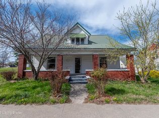 213 E 3rd St, Hardinsburg, KY 40143