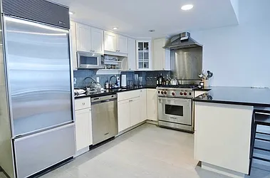 Rented by Park Property Advisors