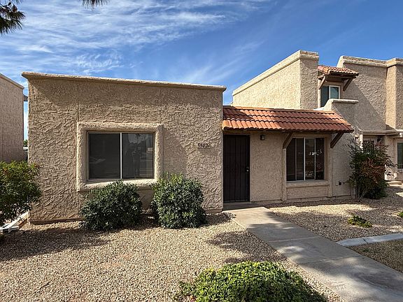 3rd image of 5902 N Granite Reef Rd