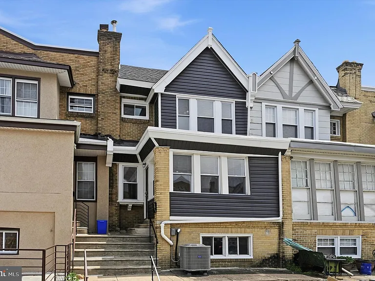 5616 Florence Ave — Photo 6