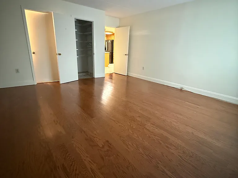 310 Lookout Ave #106 — Photo 21