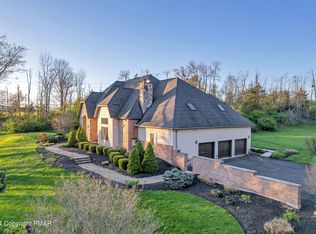 111 Brewers Ln, Stroudsburg, PA 18360