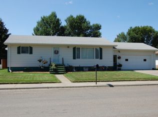 101 12th Ave SW, Sidney, MT 59270