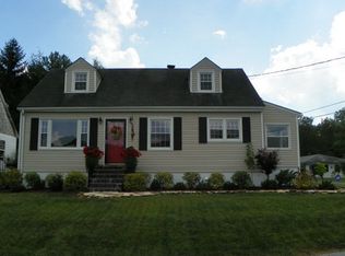 114 Mim Ln, Bluefield, WV 24701