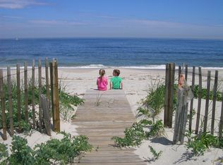 1121 Ocean Ave, Mantoloking, NJ 08738