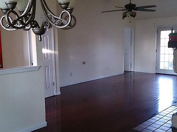Angle of living room from breakfast area.