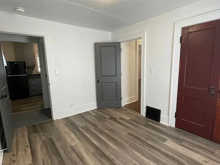 2805 Kossuth St — Photo 18