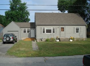 14 Walsh Ave, Barrington, RI 02806