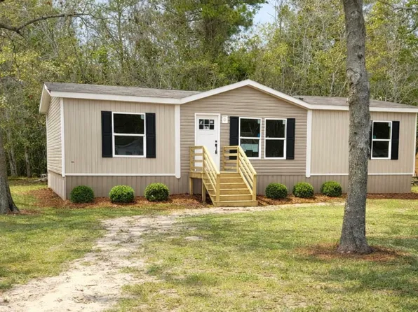 267 Pooshee Plantation Way, Bonneau, SC 29431