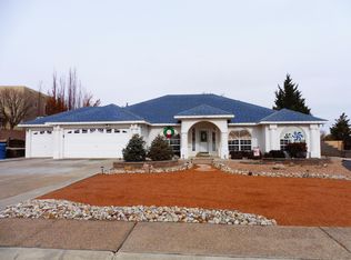 1360 Mesa Ridge Dr SW, Los Lunas, NM 87031