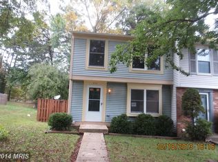 8782 Newington Commons Rd, Lorton, VA 22079