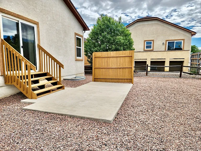7027 Davey Crocket Ct — Photo 22