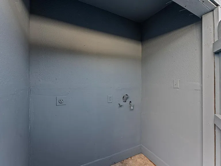 12208 Ormandy St — Photo 20