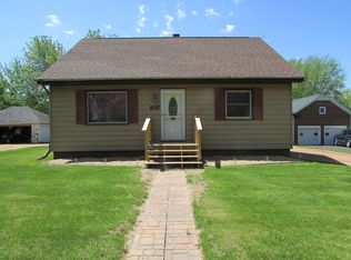 107 S 3rd St, Colby, WI 54421