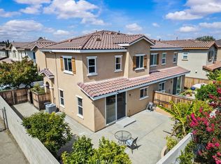 915 S Belterra Way, Anaheim, CA 92804