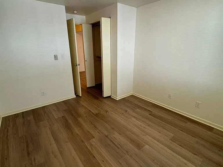 6th Ave Apartments — Photo 67