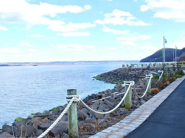Enjoy scenic strolls along the Hudson River