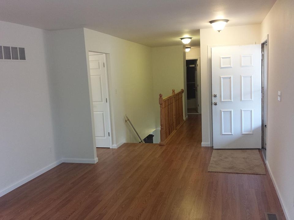 1st image of 282 Village Creek Dr