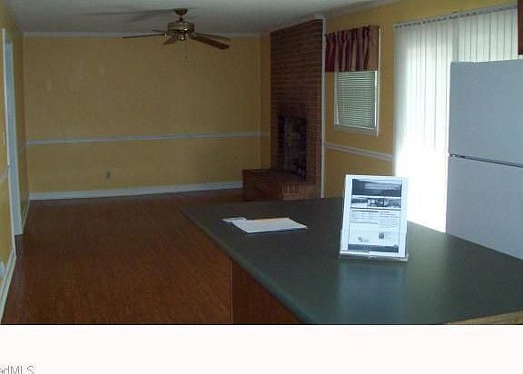 Relax By the Fireplace! 