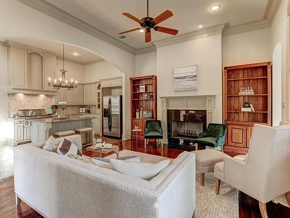 5th image of 602 Elysian Fields Dr