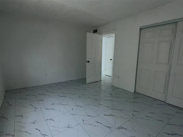 5325 Curry Ford Rd #D206 — Photo 12