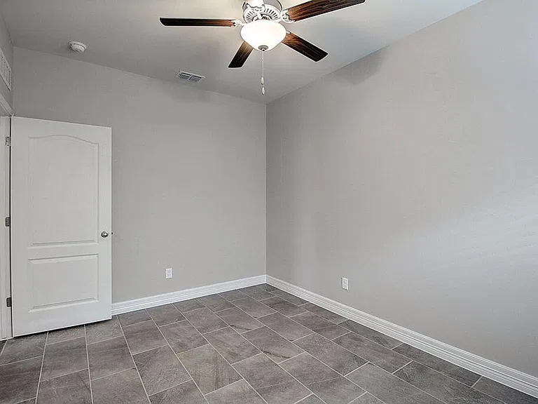 7530 Sable Creek Dr — Photo 22