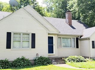 4022 Devon Dr SE, Warren, OH