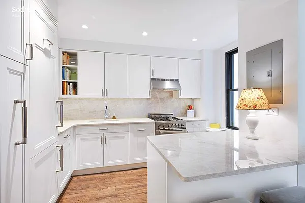 Sold by Sotheby's International Realty | media 13