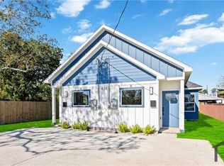 433 Mascot St #B, Houston, TX 77029
