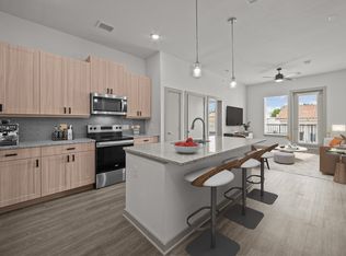 Jefferson Ridglea Village, Fort Worth, TX 76107