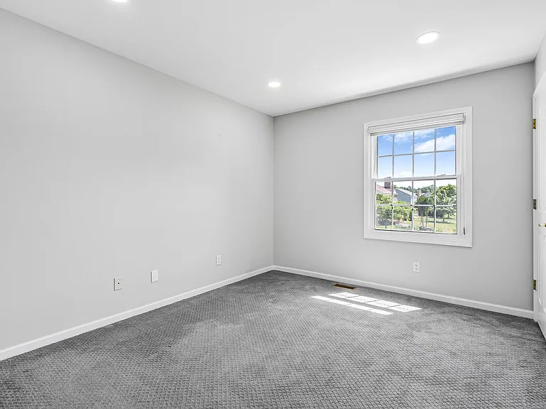 1751 Lanhan Ct — Photo 27