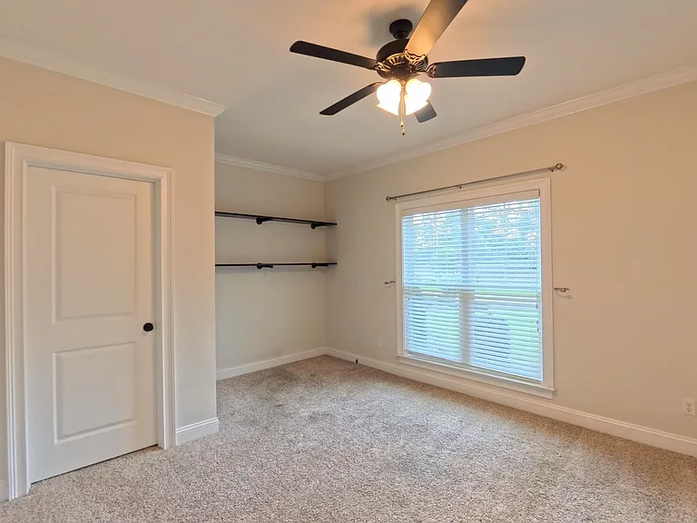 7266 Creek Ridge Rd — Photo 25