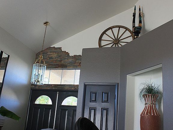 3rd image of 117 Wildshire Way