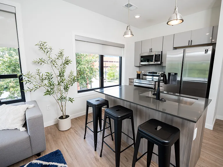 301 S Wright St #303 — Photo 5