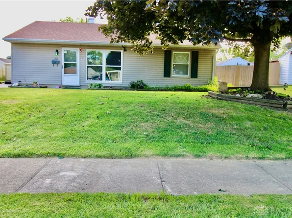 2203 Wrenwood Rd, Springfield, OH 45505