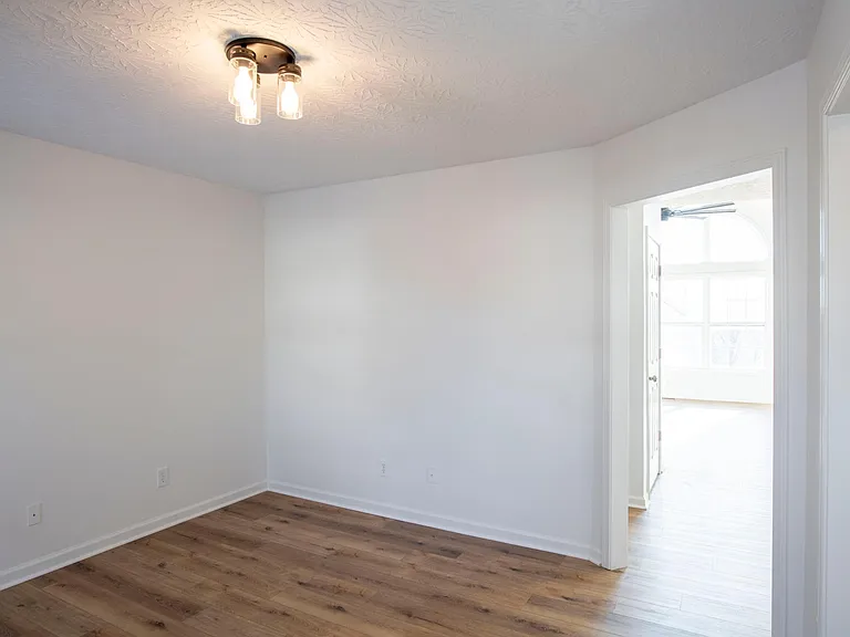 917 Winding Oak Trl — Photo 15