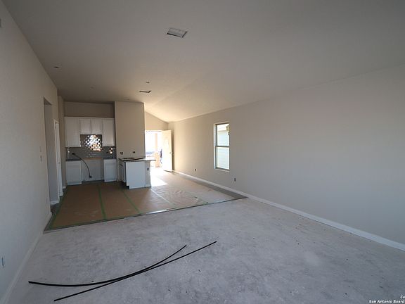 4th image of 4206 Winston Way