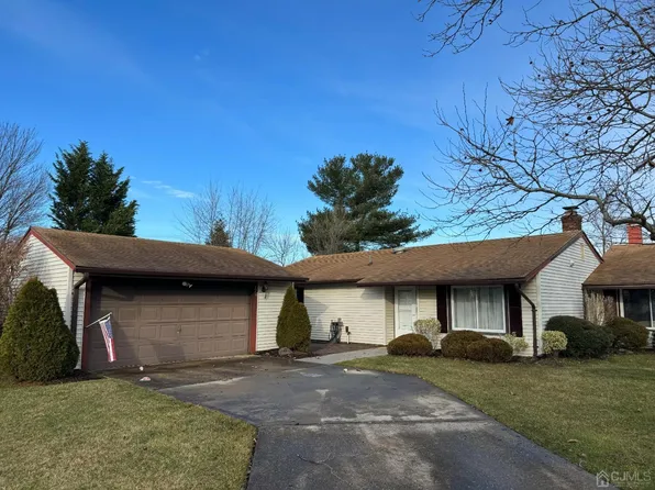 51C Juniper Plz, Monroe Township, NJ 08831