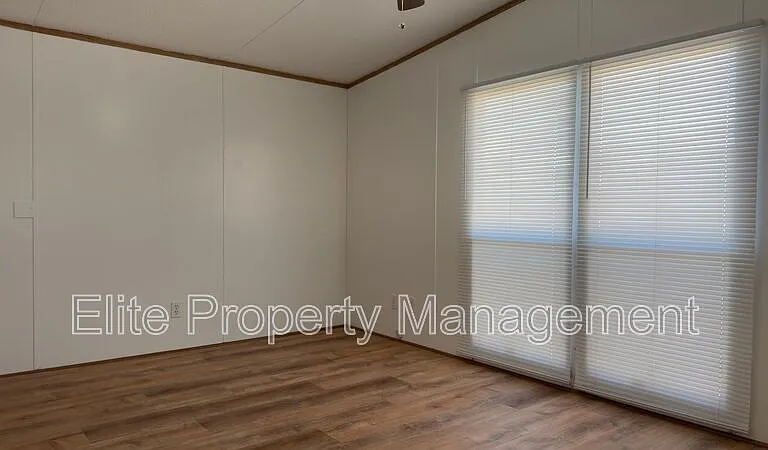 98 E Byrd Dr — Photo 14