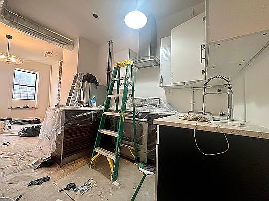 5th image of 396 Putnam Ave #3A