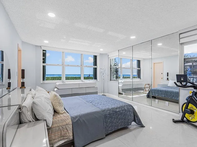 5200 N Ocean Dr #102 — Photo 24