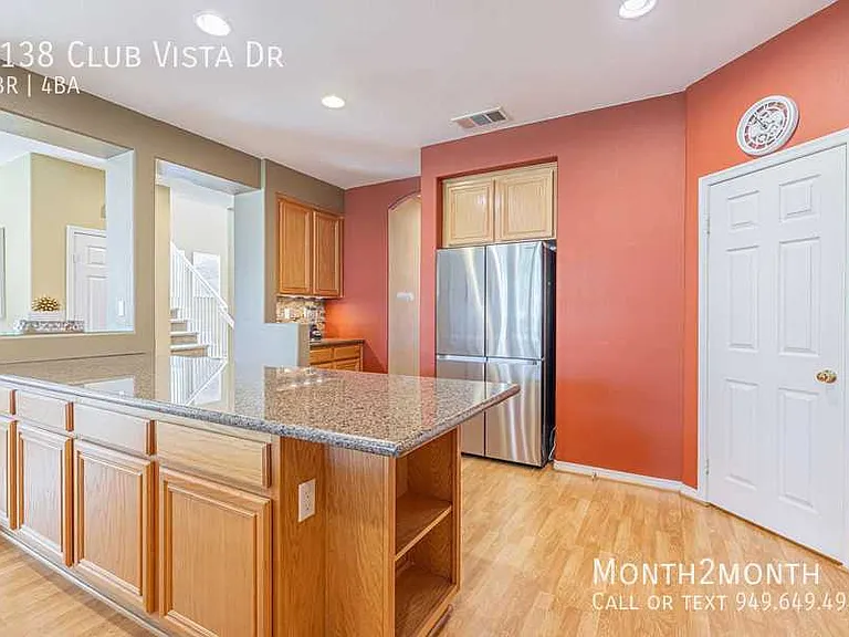 4138 Club Vista Dr — Photo 8