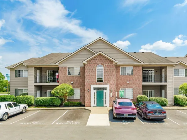 8019 Cranes Crossing Dr, Lewis Center, OH 43035