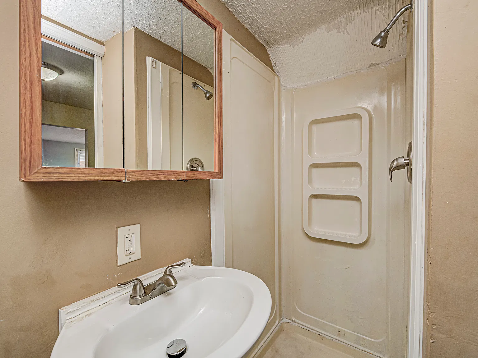 1 bed, 650 sqft, $700 — Photo 3