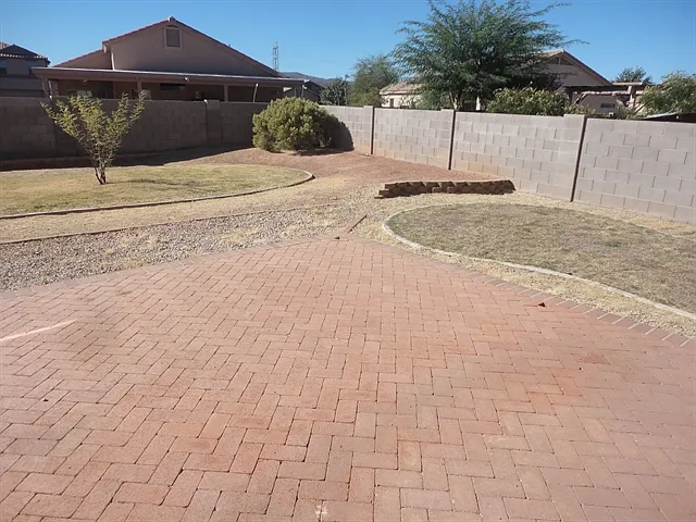 5711 W Shady Grove Dr — Photo 15